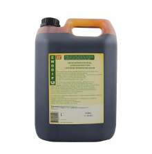 Plastdunk med mrkt innehll samt en etikett med texten Spendopp J2-Ewodip-5 liter