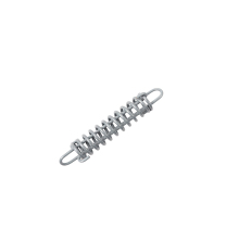En kraftig st�ngselfj�der tillverkad i galvaniserad st�ltr�d. Fj�dern �r spiralformad och har en krok i varje �nde f�r enkel montering i elst�ngsel. Produkten anv�nds f�r att h�lla st�ngseltr�d eller elrep str�ckt och minska risken f�r slaka ledare.